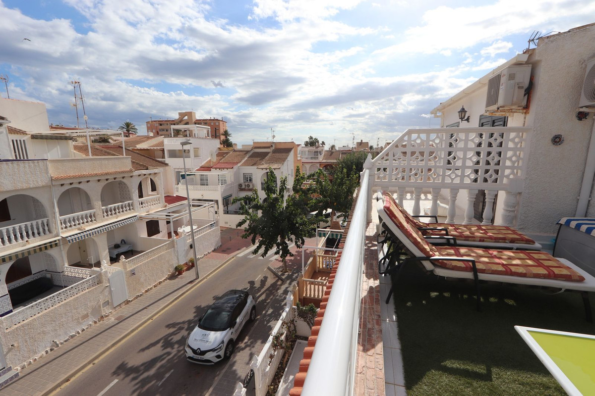 Se vende Adosada de 3 dormitorios en Costa Blanca, Alicante, España