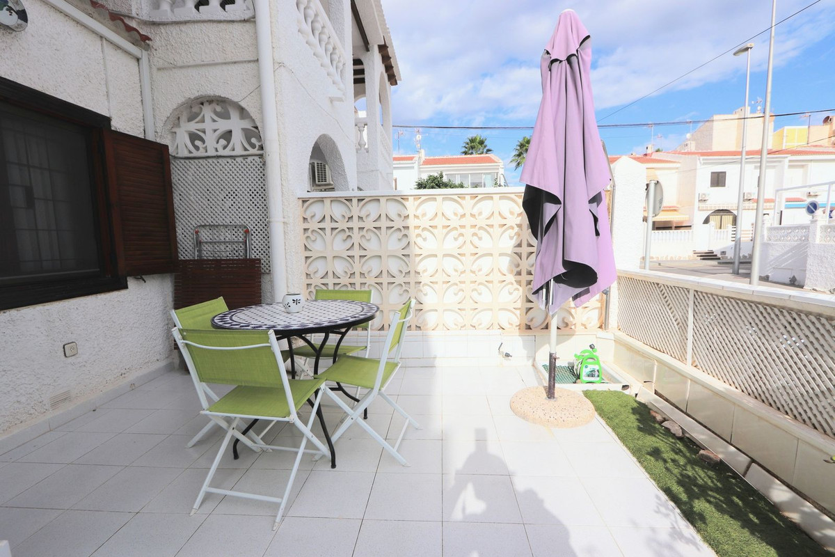 Se vende Adosada de 3 dormitorios en Costa Blanca, Alicante, España
