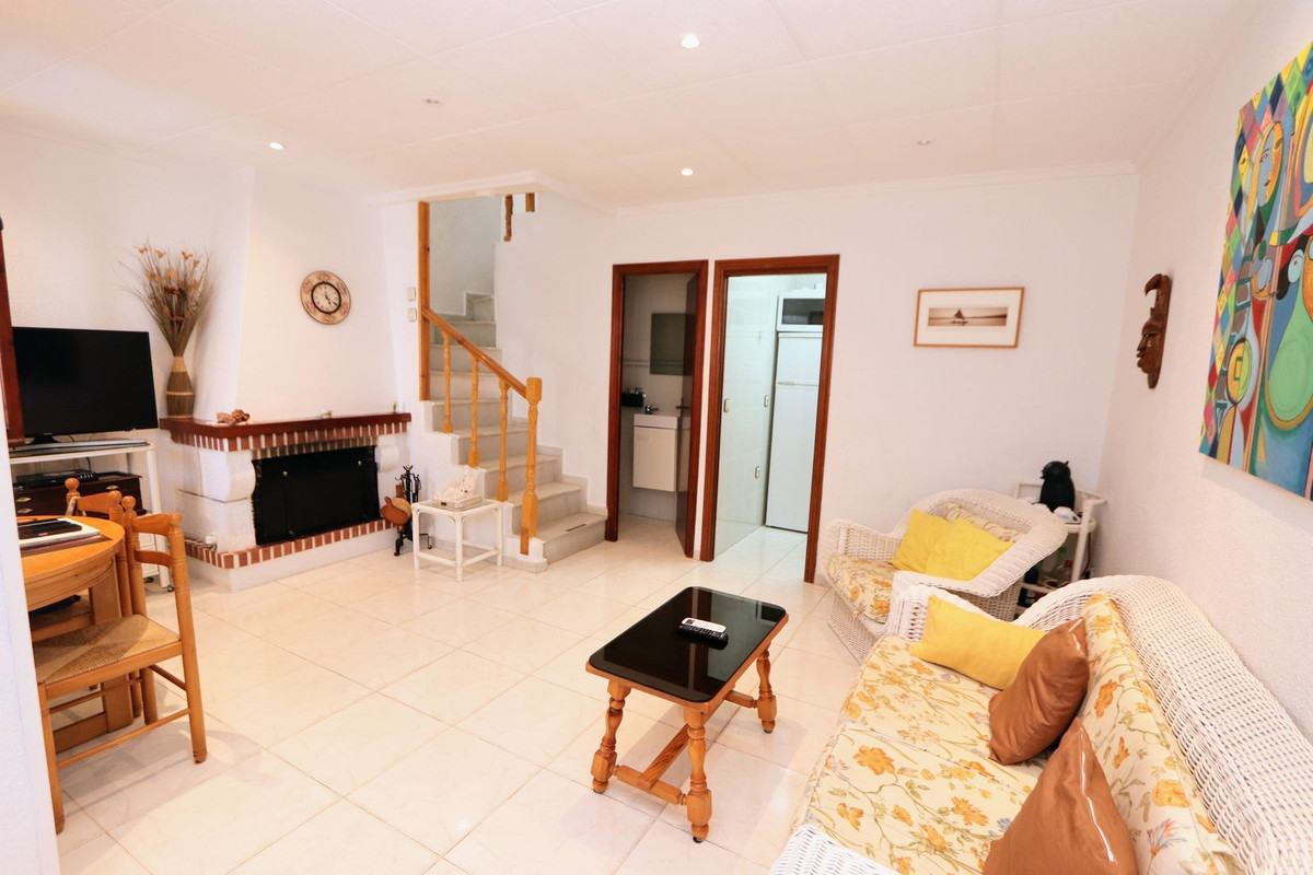 Se vende Adosada de 3 dormitorios en Costa Blanca, Alicante, España