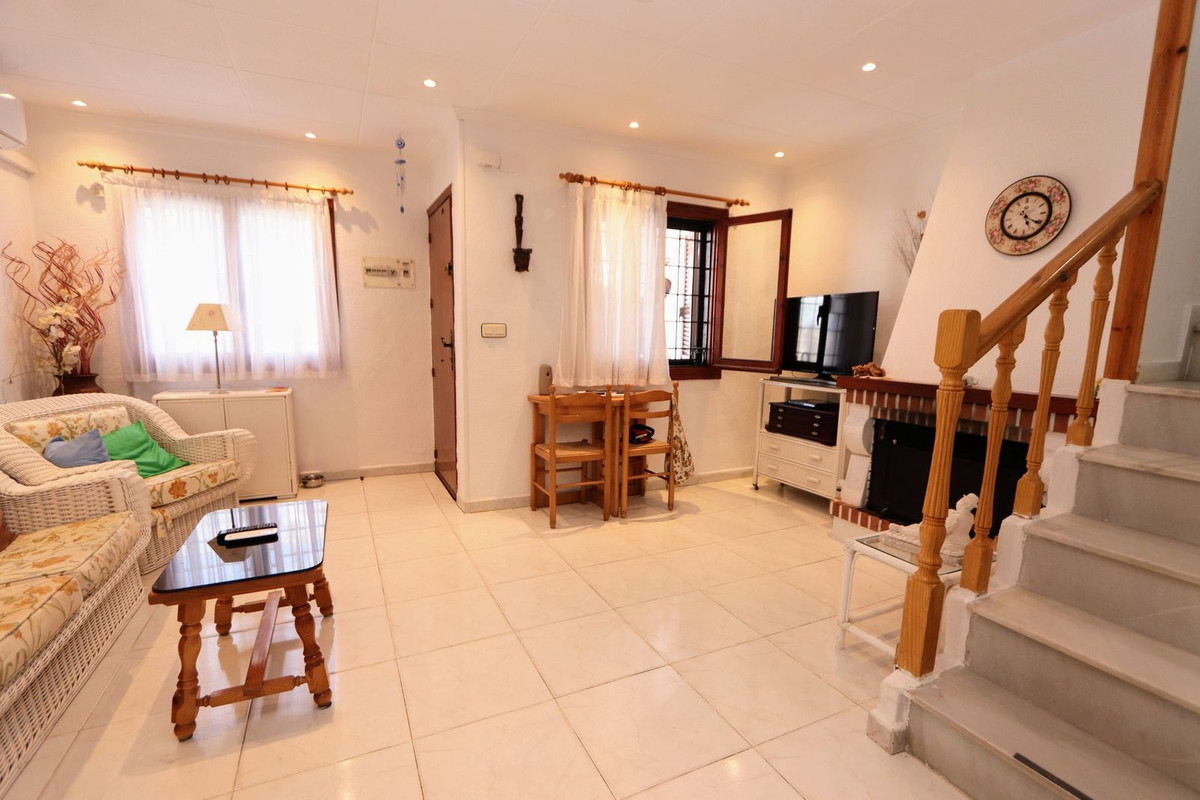 Se vende Adosada de 3 dormitorios en Costa Blanca, Alicante, España