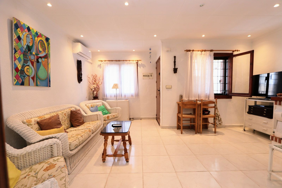 Se vende Adosada de 3 dormitorios en Costa Blanca, Alicante, España