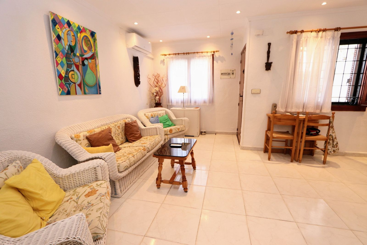 Se vende Adosada de 3 dormitorios en Costa Blanca, Alicante, España