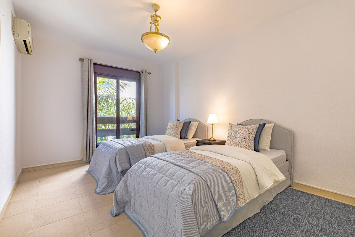 2 Bed Apartment for sale in Nueva Andalucía Costa Del Sol, Málaga, Spain