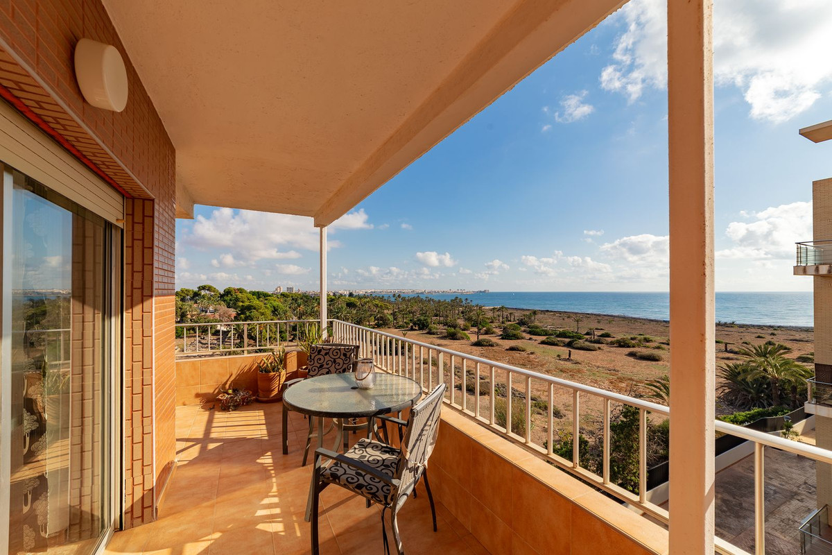 2 Bed Apartment for sale in Punta Prima Costa Blanca, Alicante, Spain