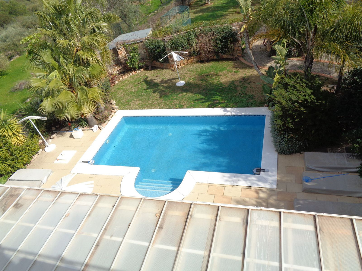 4 Bed Townhouse for sale in Alhaurín De La Torre Costa Del Sol, Málaga, Spain