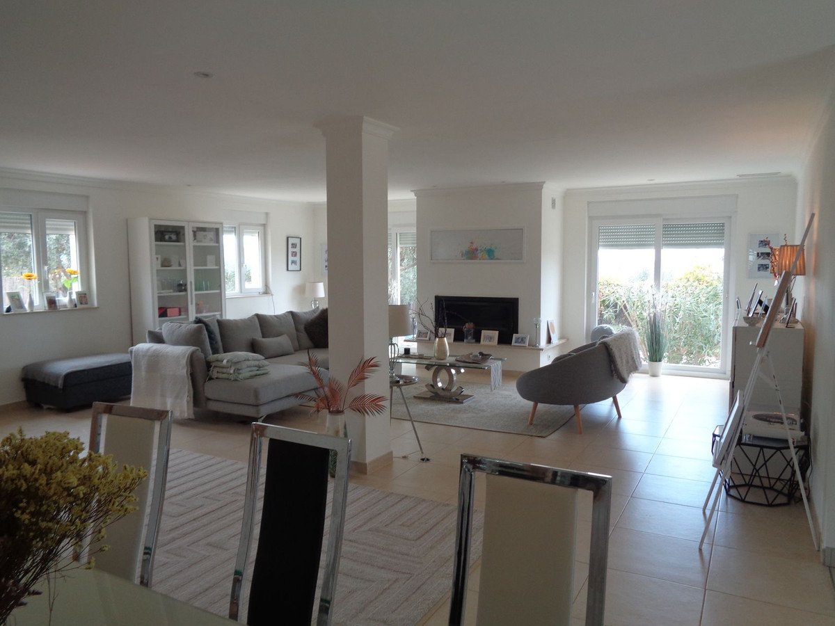 4 Bed Townhouse for sale in Alhaurín De La Torre Costa Del Sol, Málaga, Spain
