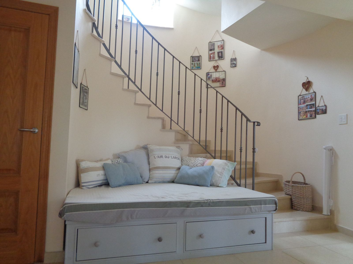 4 Bed Townhouse for sale in Alhaurín De La Torre Costa Del Sol, Málaga, Spain