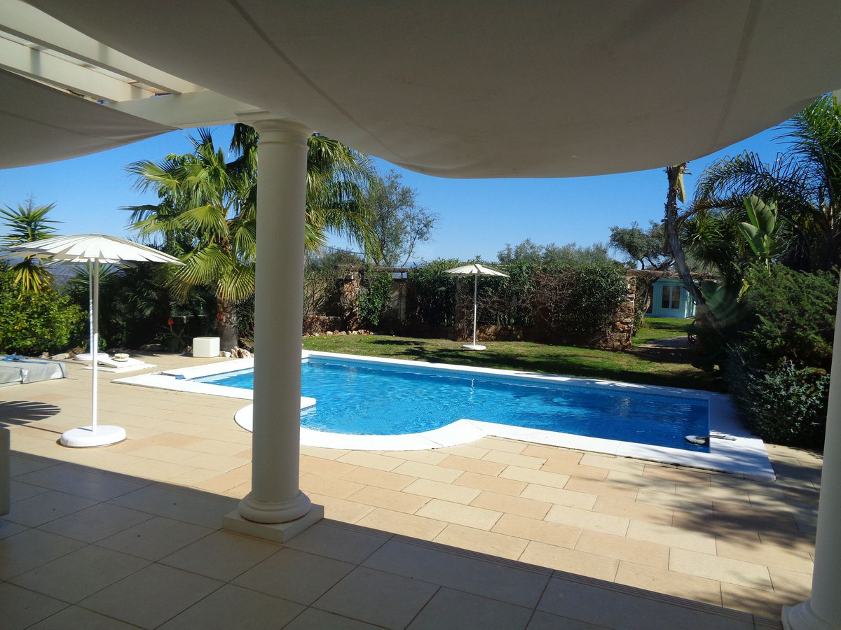 4 Bed Townhouse for sale in Alhaurín De La Torre Costa Del Sol, Málaga, Spain