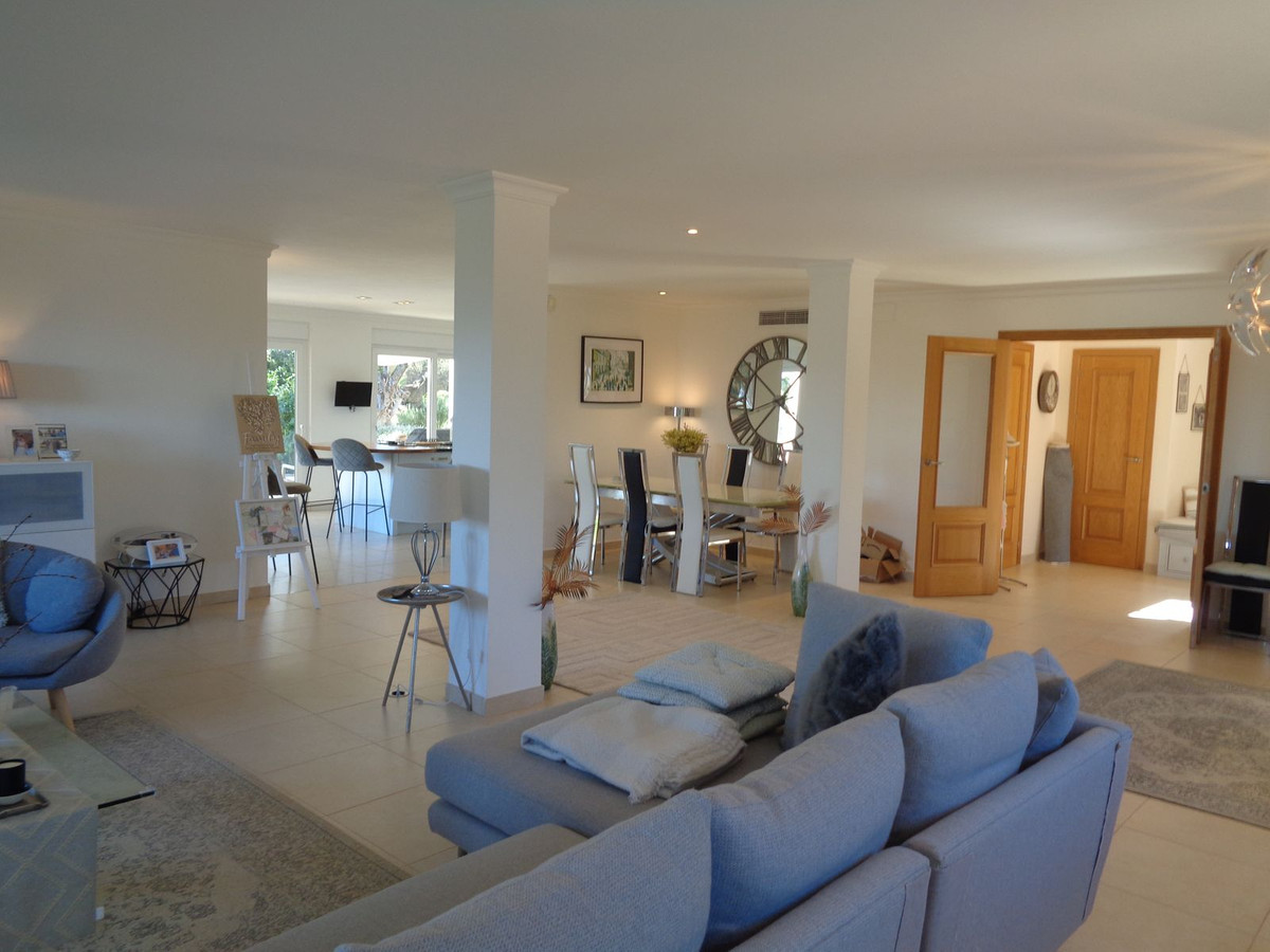 4 Bed Townhouse for sale in Alhaurín De La Torre Costa Del Sol, Málaga, Spain