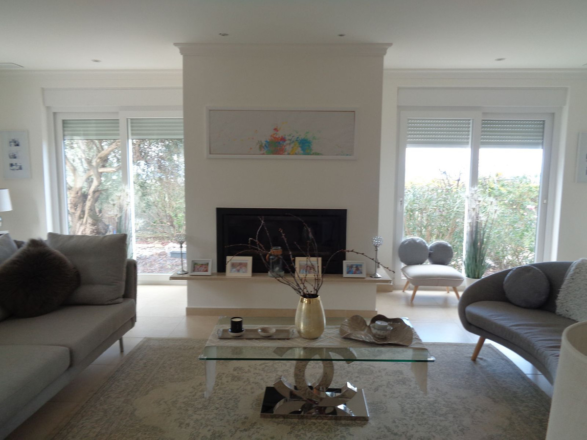 4 Bed Townhouse for sale in Alhaurín De La Torre Costa Del Sol, Málaga, Spain