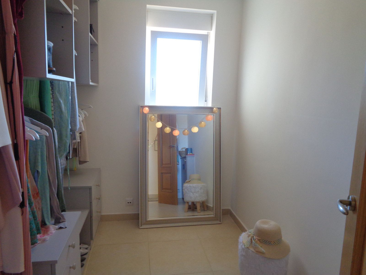 4 Bed Townhouse for sale in Alhaurín De La Torre Costa Del Sol, Málaga, Spain