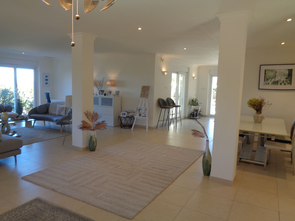 4 Bed Townhouse for sale in Alhaurín De La Torre Costa Del Sol, Málaga, Spain