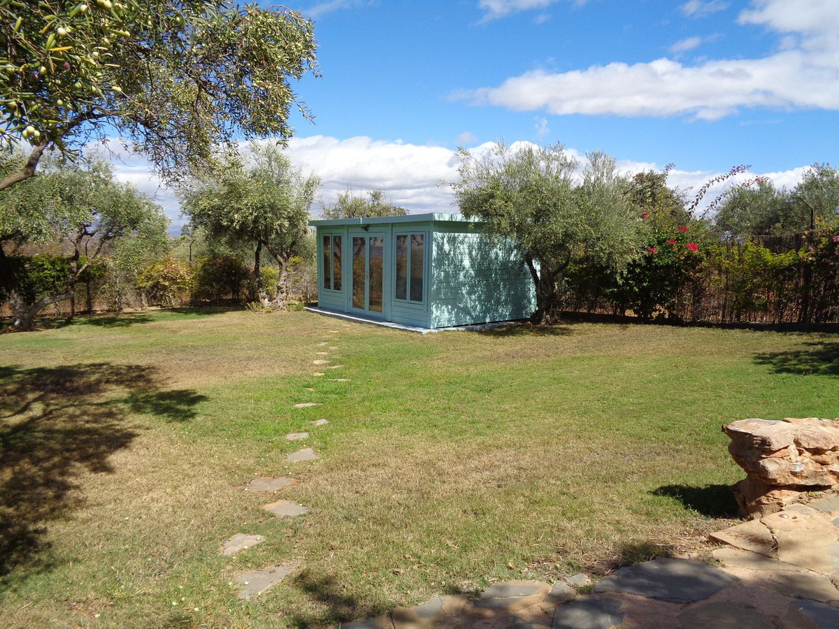 4 Bed Townhouse for sale in Alhaurín De La Torre Costa Del Sol, Málaga, Spain