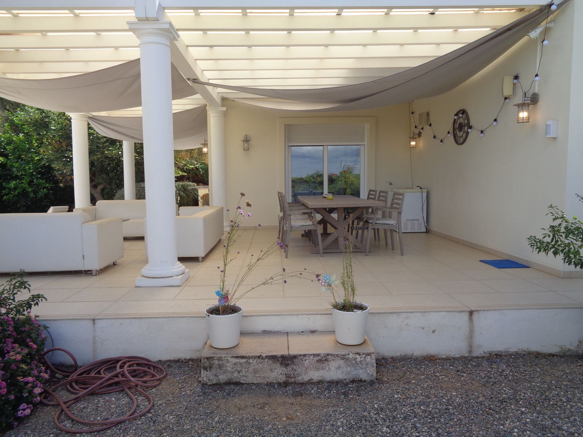 4 Bed Townhouse for sale in Alhaurín De La Torre Costa Del Sol, Málaga, Spain