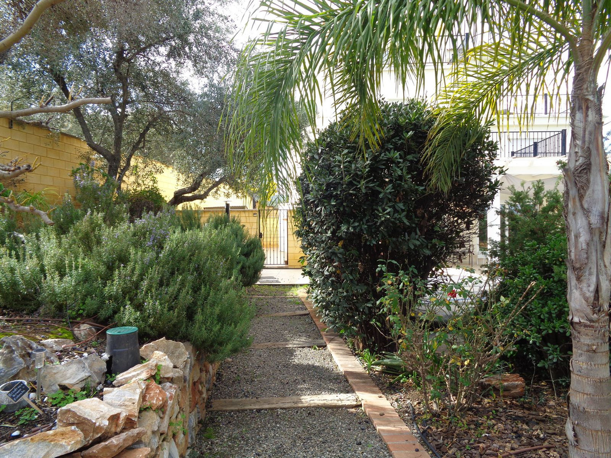 4 Bed Townhouse for sale in Alhaurín De La Torre Costa Del Sol, Málaga, Spain