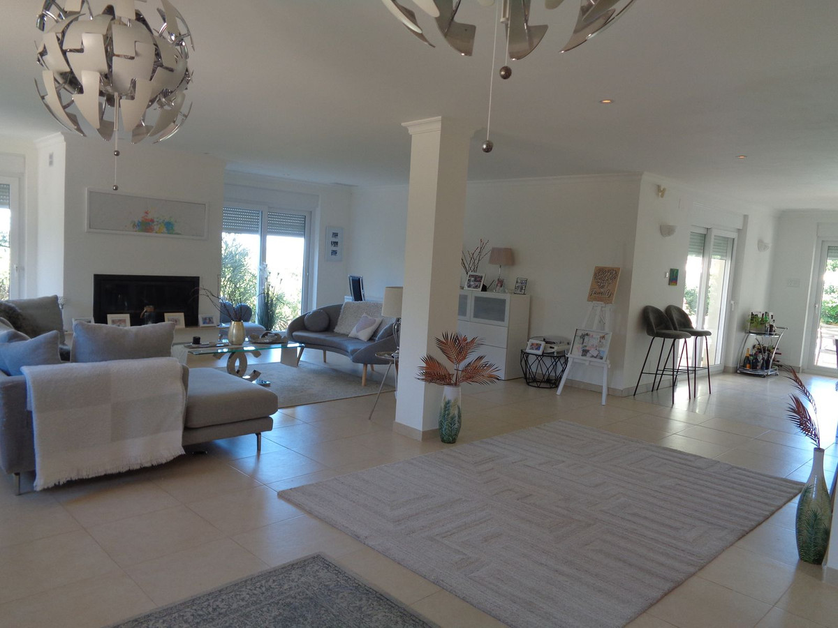 4 Bed Townhouse for sale in Alhaurín De La Torre Costa Del Sol, Málaga, Spain