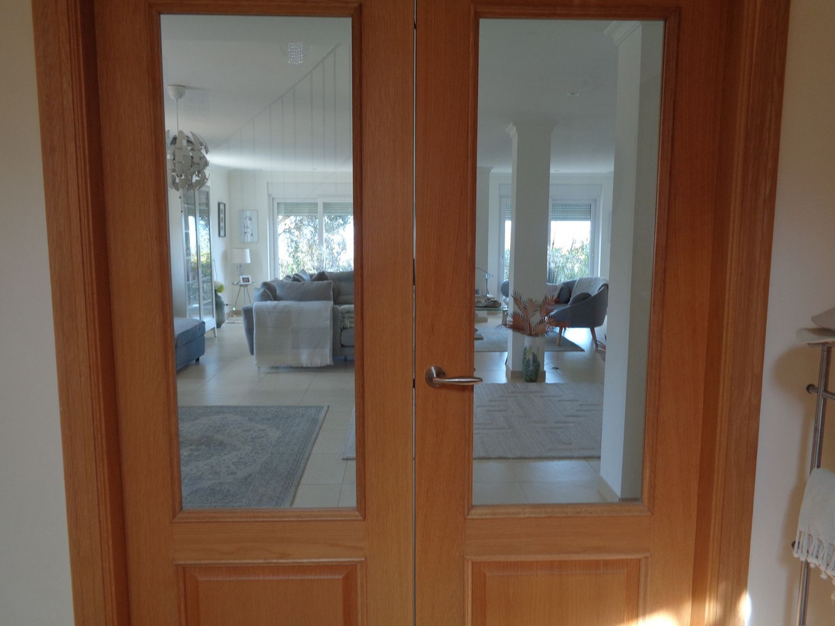 4 Bed Townhouse for sale in Alhaurín De La Torre Costa Del Sol, Málaga, Spain