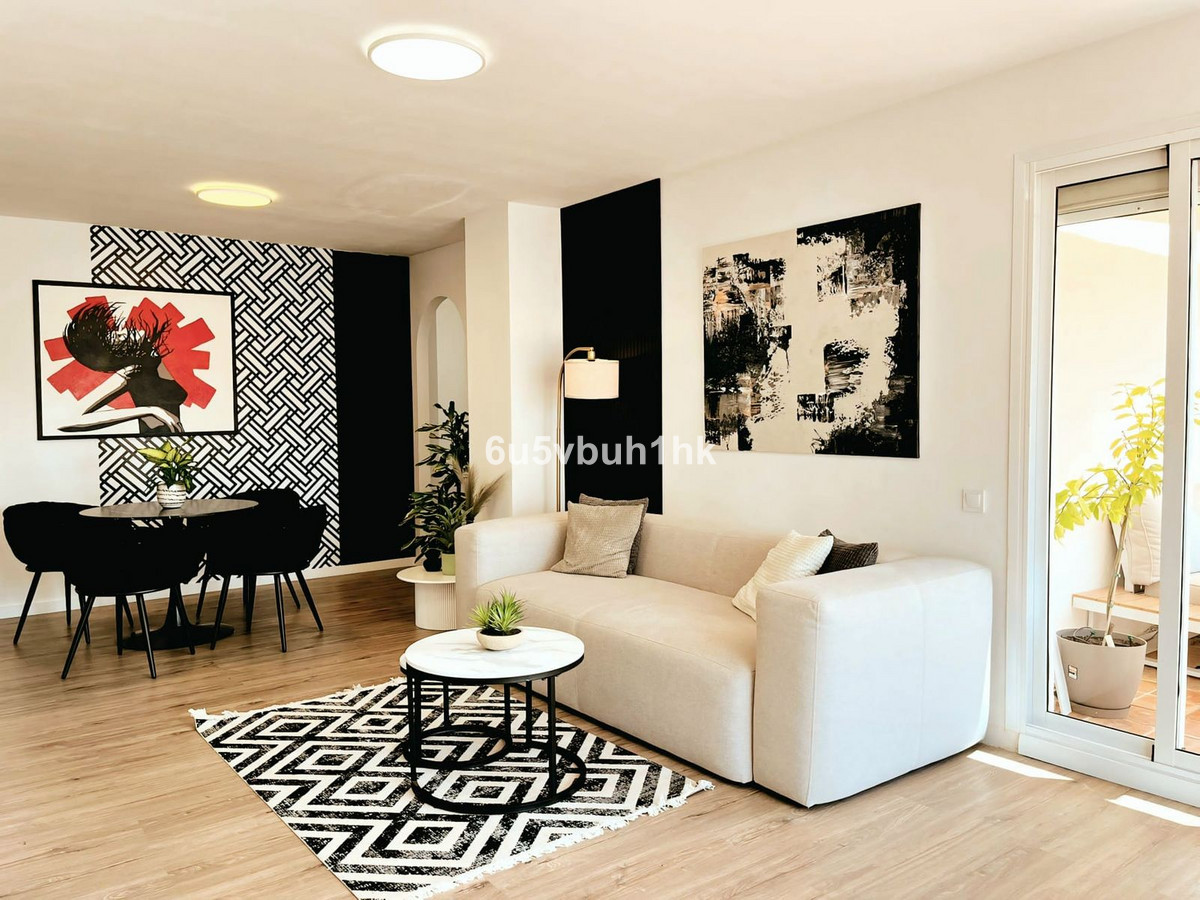 3 Bed Apartment for sale in El Paraiso Costa Del Sol, Málaga, Spain