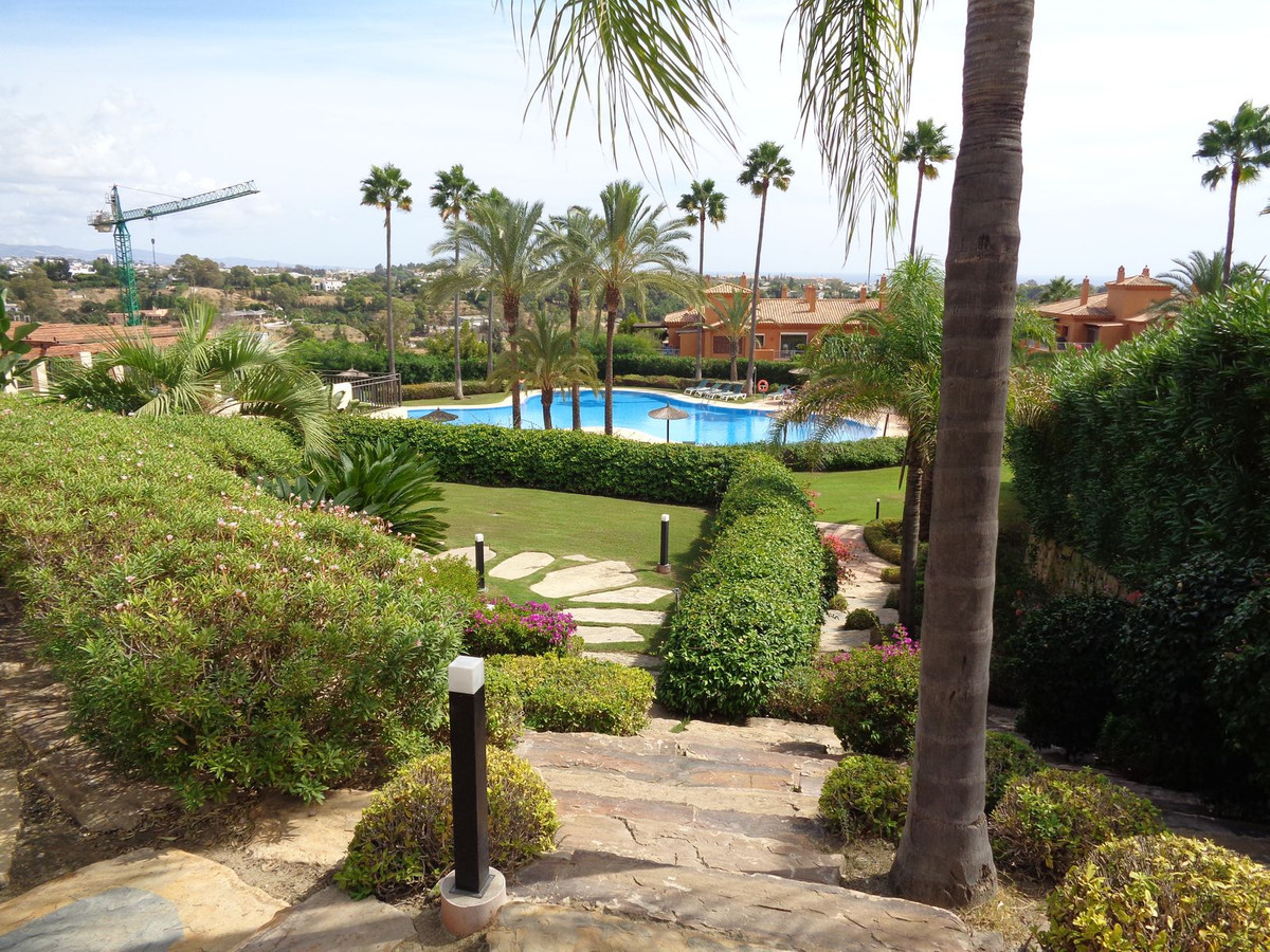 Se vende Apartamento Planta Media de 2 dormitorios en Costa Del Sol, Málaga, España