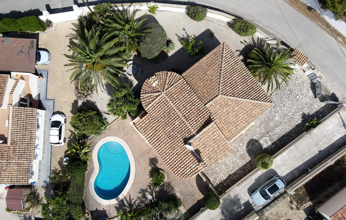 Se vende Villa - Chalet de 3 dormitorios en Costa Blanca, Alicante, España