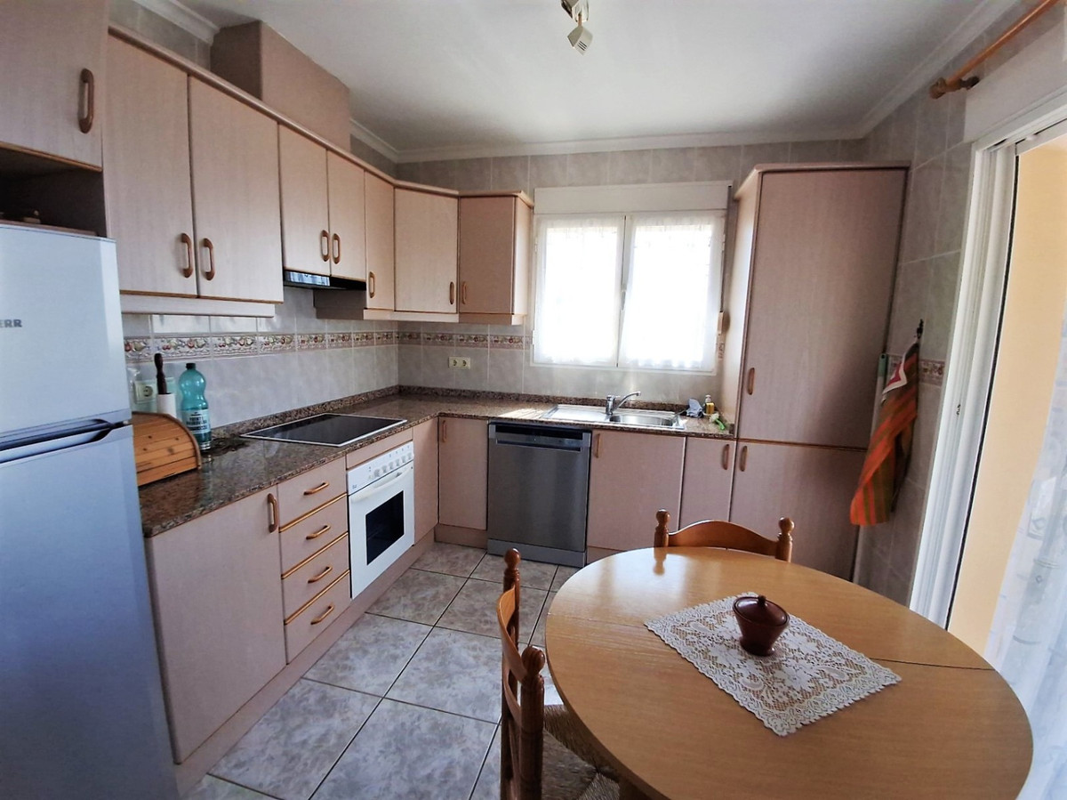 Se vende Villa - Chalet de 3 dormitorios en Costa Blanca, Alicante, España