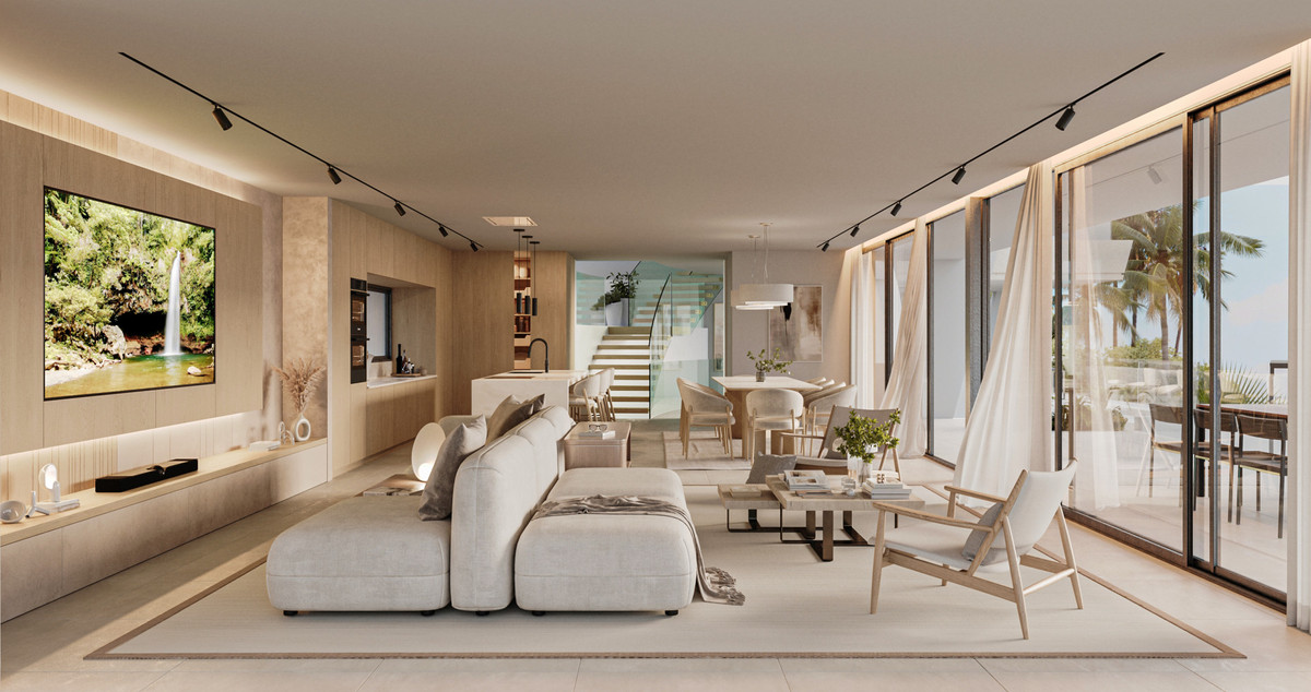 Se vende Villa - Chalet de 6 dormitorios en Costa Del Sol, Cadiz, España
