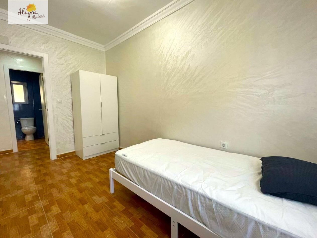 Se vende Apartamento Planta Media de 3 dormitorios en Costa Blanca, Alicante, España
