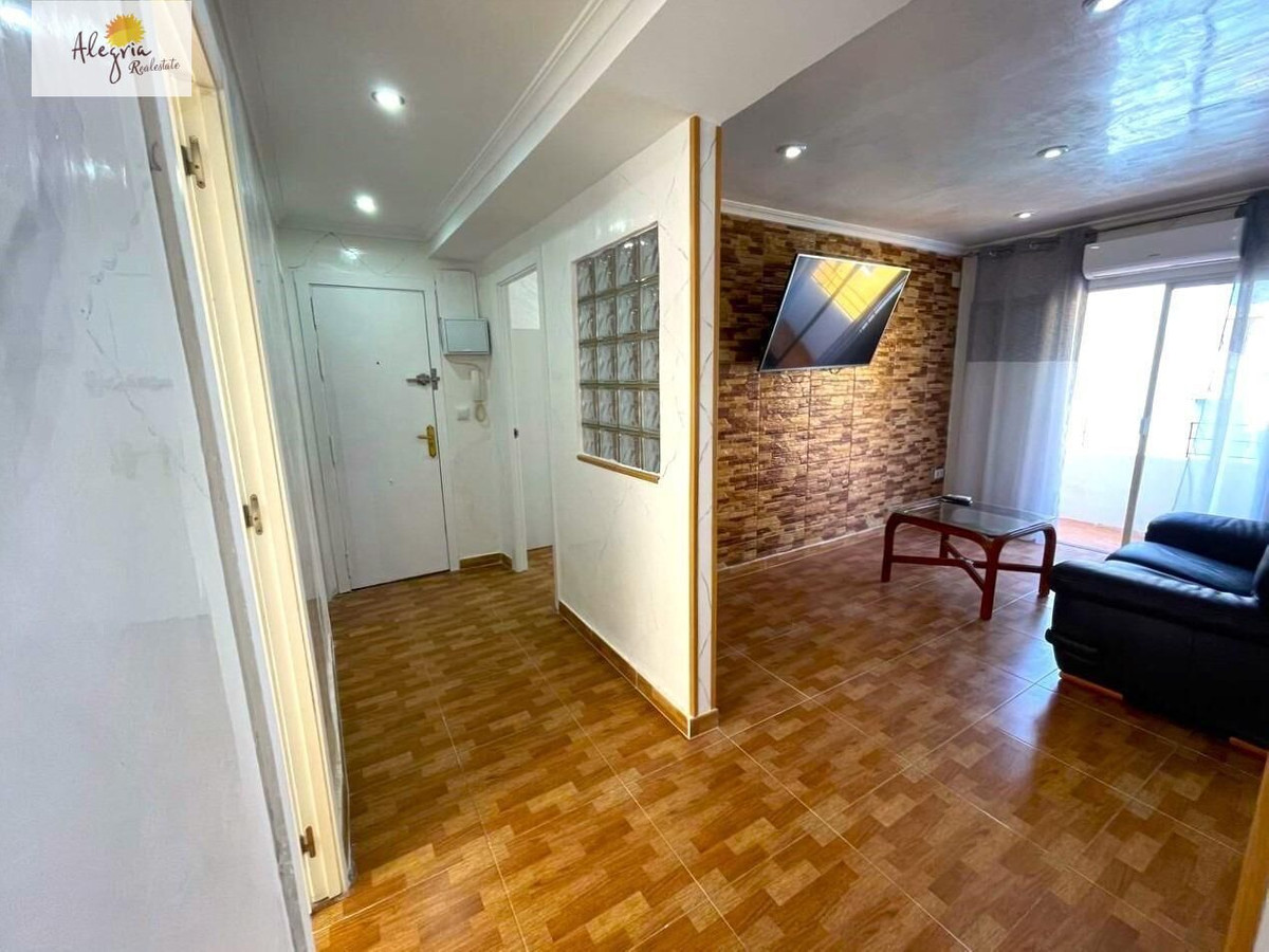 Se vende Apartamento Planta Media de 3 dormitorios en Costa Blanca, Alicante, España