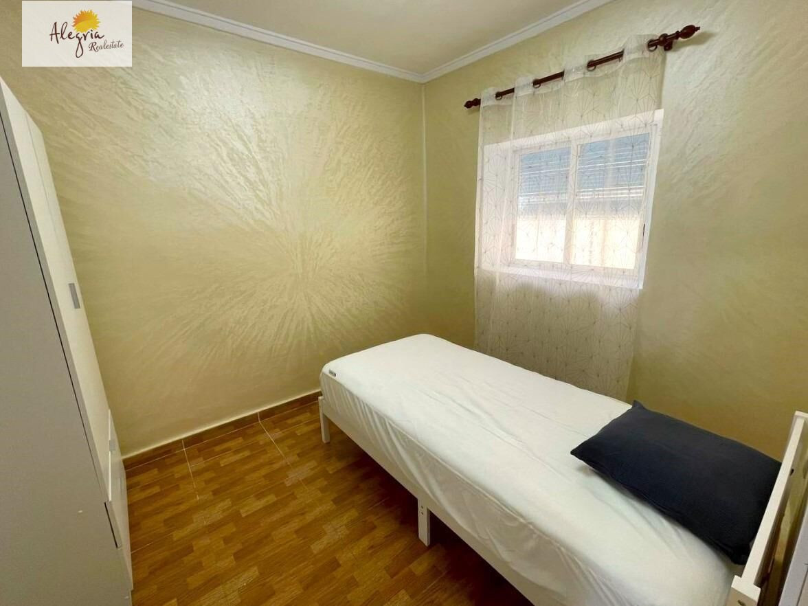 Se vende Apartamento Planta Media de 3 dormitorios en Costa Blanca, Alicante, España