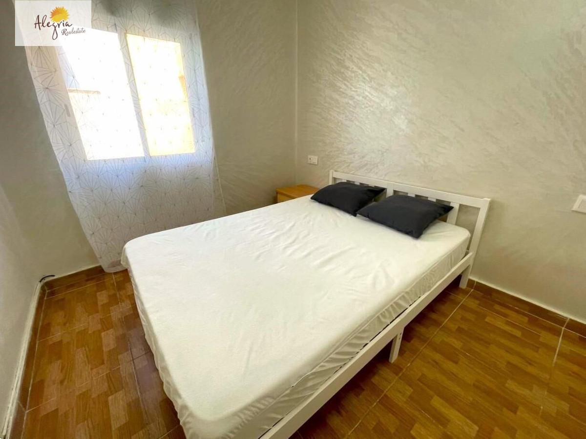 Se vende Apartamento Planta Media de 3 dormitorios en Costa Blanca, Alicante, España