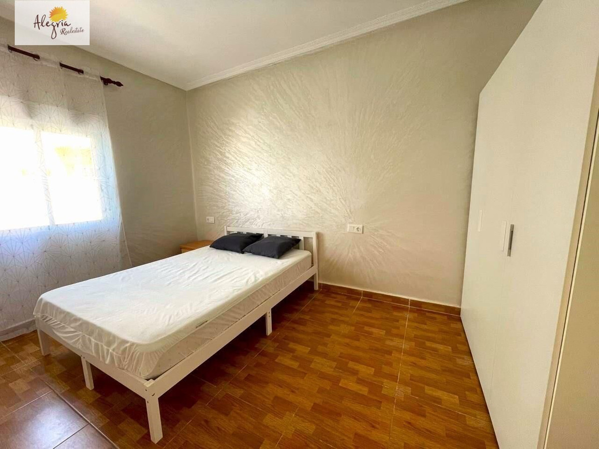 Se vende Apartamento Planta Media de 3 dormitorios en Costa Blanca, Alicante, España