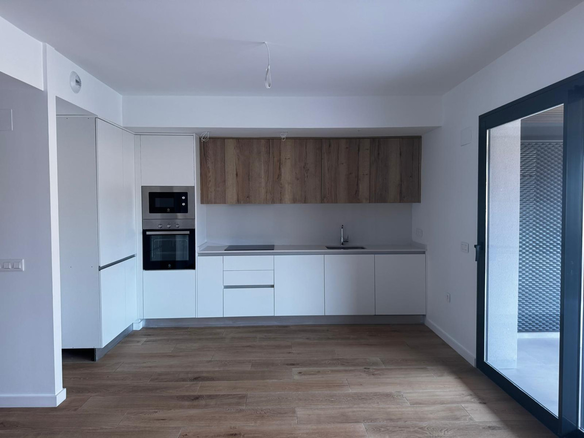 Se vende Apartamento Planta Media de 2 dormitorios en Costa Blanca, Alicante, España