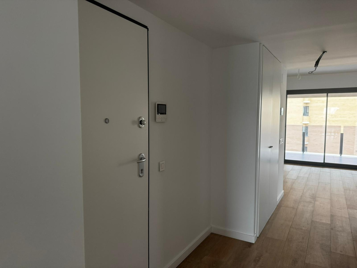 Se vende Apartamento Planta Media de 2 dormitorios en Costa Blanca, Alicante, España