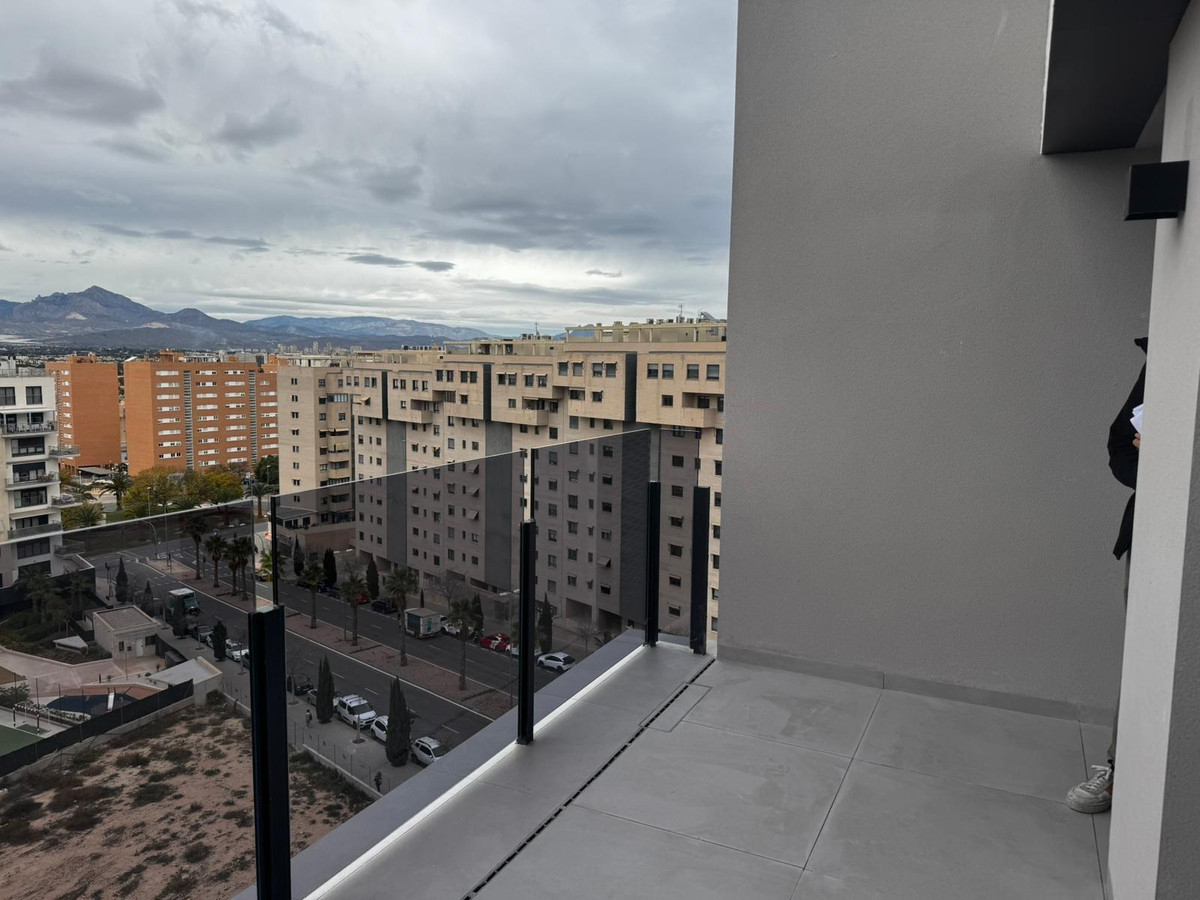 Se vende Apartamento Planta Media de 2 dormitorios en Costa Blanca, Alicante, España