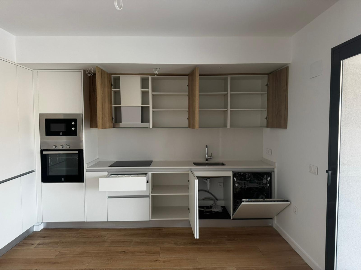 Se vende Apartamento Planta Media de 2 dormitorios en Costa Blanca, Alicante, España