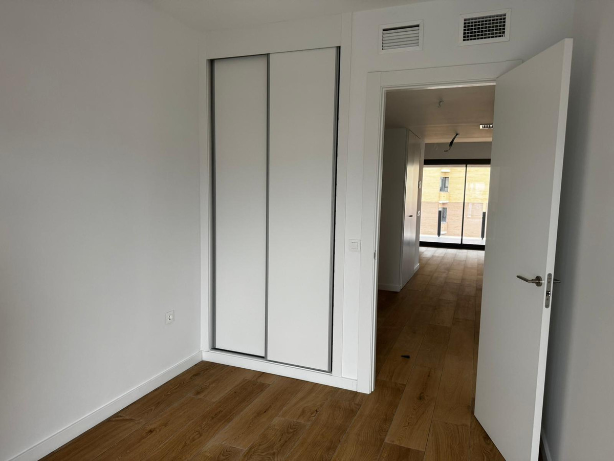 Se vende Apartamento Planta Media de 2 dormitorios en Costa Blanca, Alicante, España
