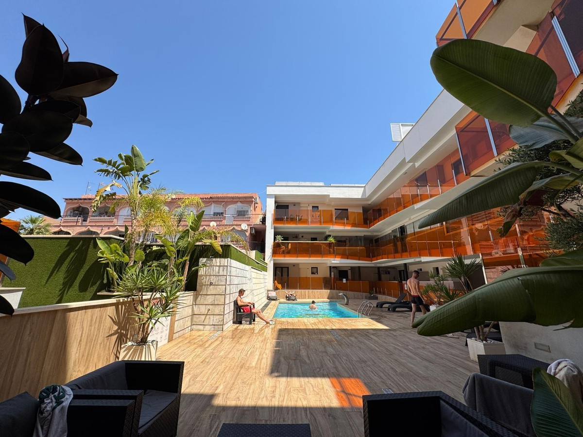 Se vende Apartamento Planta Media de 3 dormitorios en Costa Blanca, Alicante, España