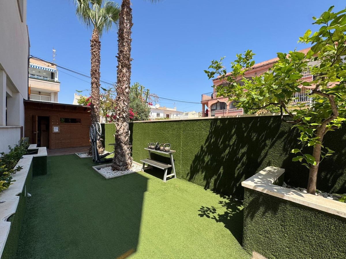 Se vende Apartamento Planta Media de 3 dormitorios en Costa Blanca, Alicante, España