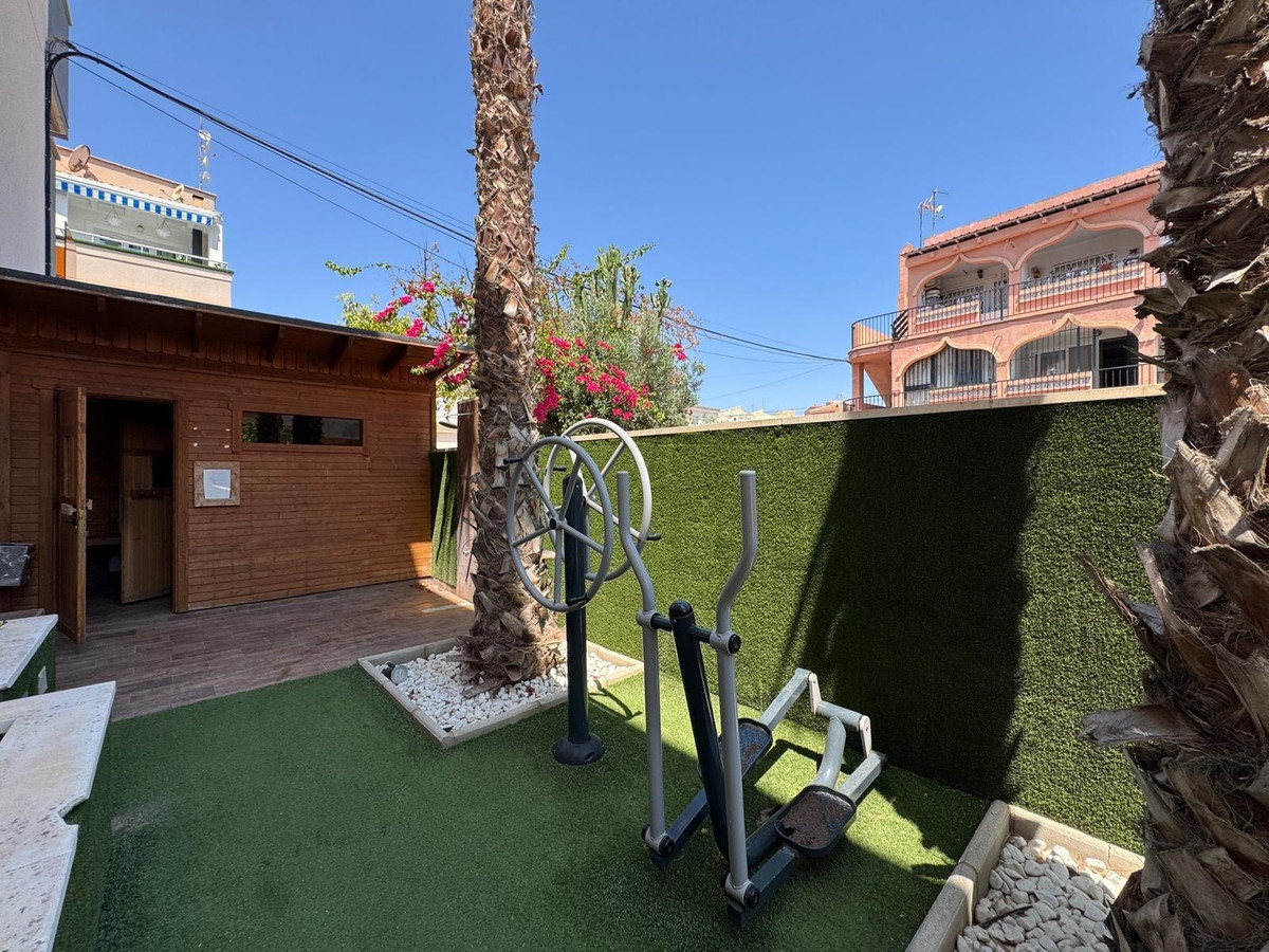 Se vende Apartamento Planta Media de 3 dormitorios en Costa Blanca, Alicante, España