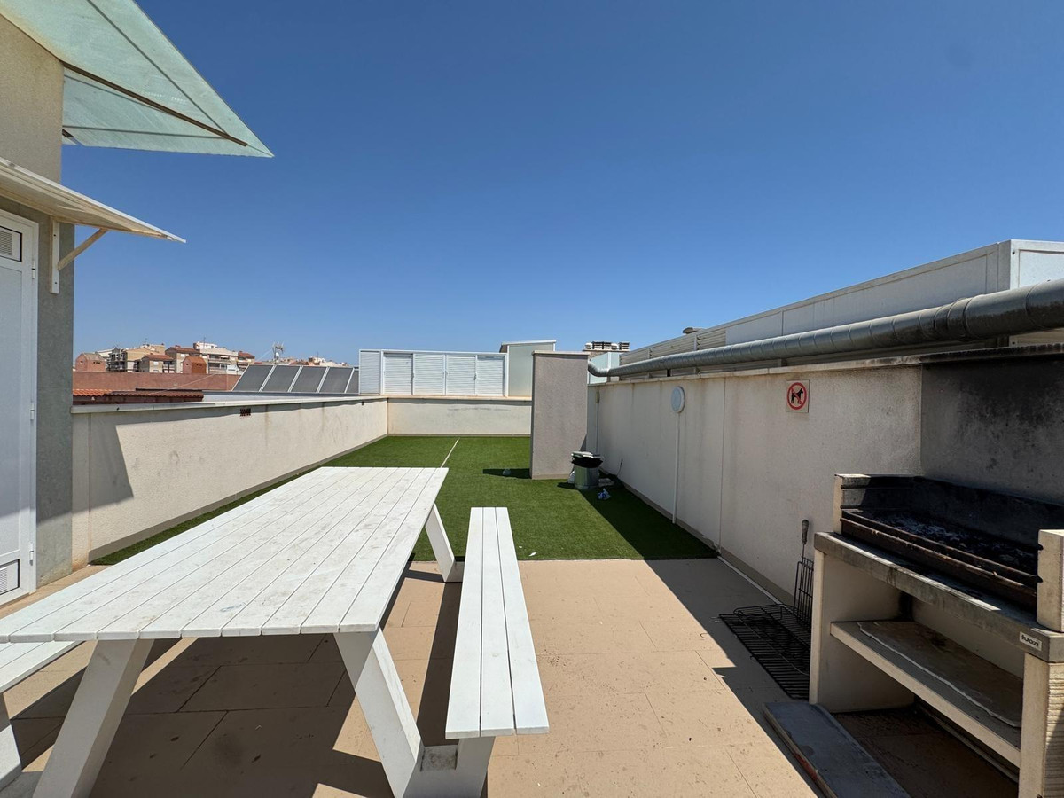 Se vende Apartamento Planta Media de 3 dormitorios en Costa Blanca, Alicante, España