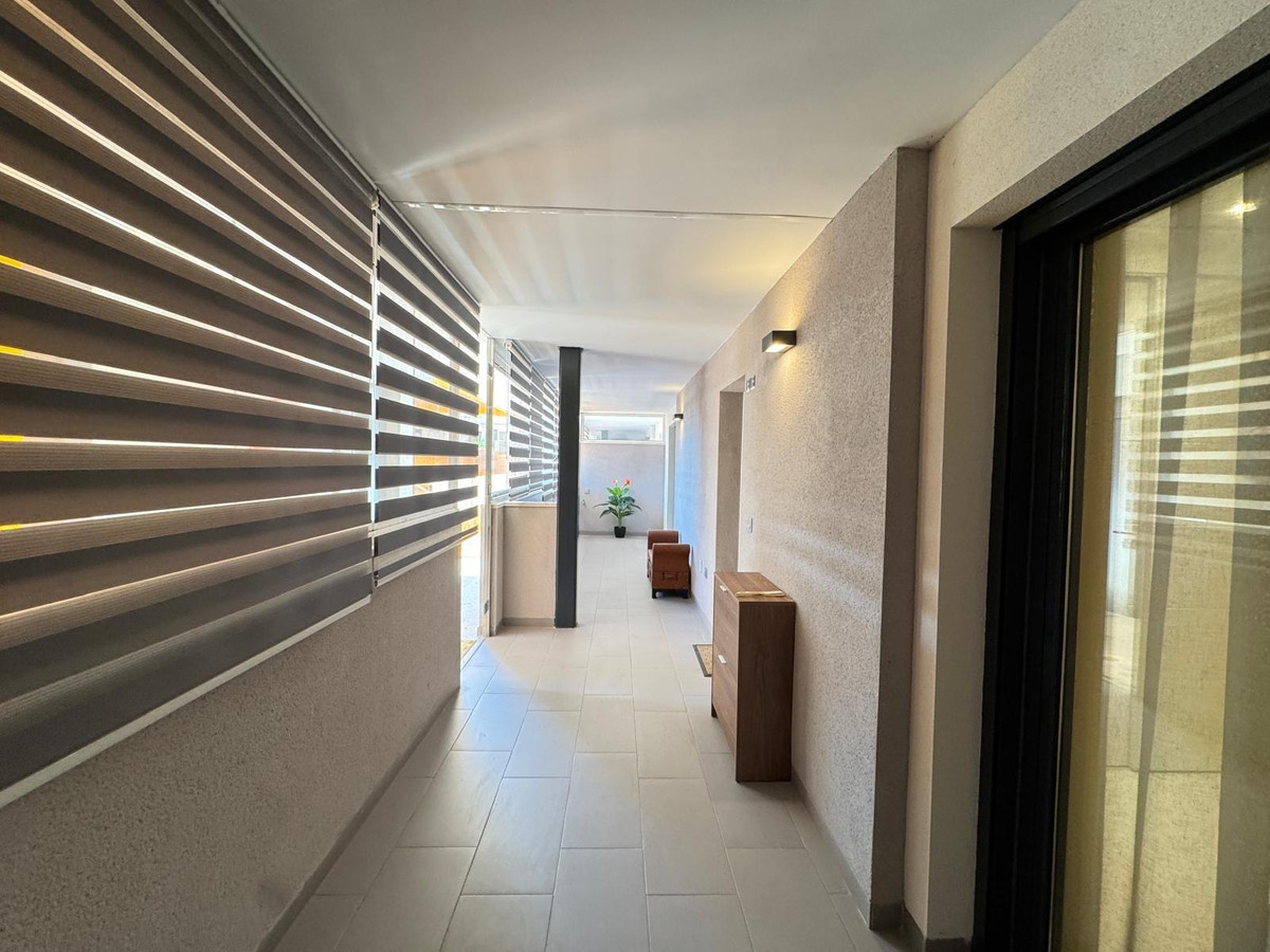 Se vende Apartamento Planta Media de 3 dormitorios en Costa Blanca, Alicante, España