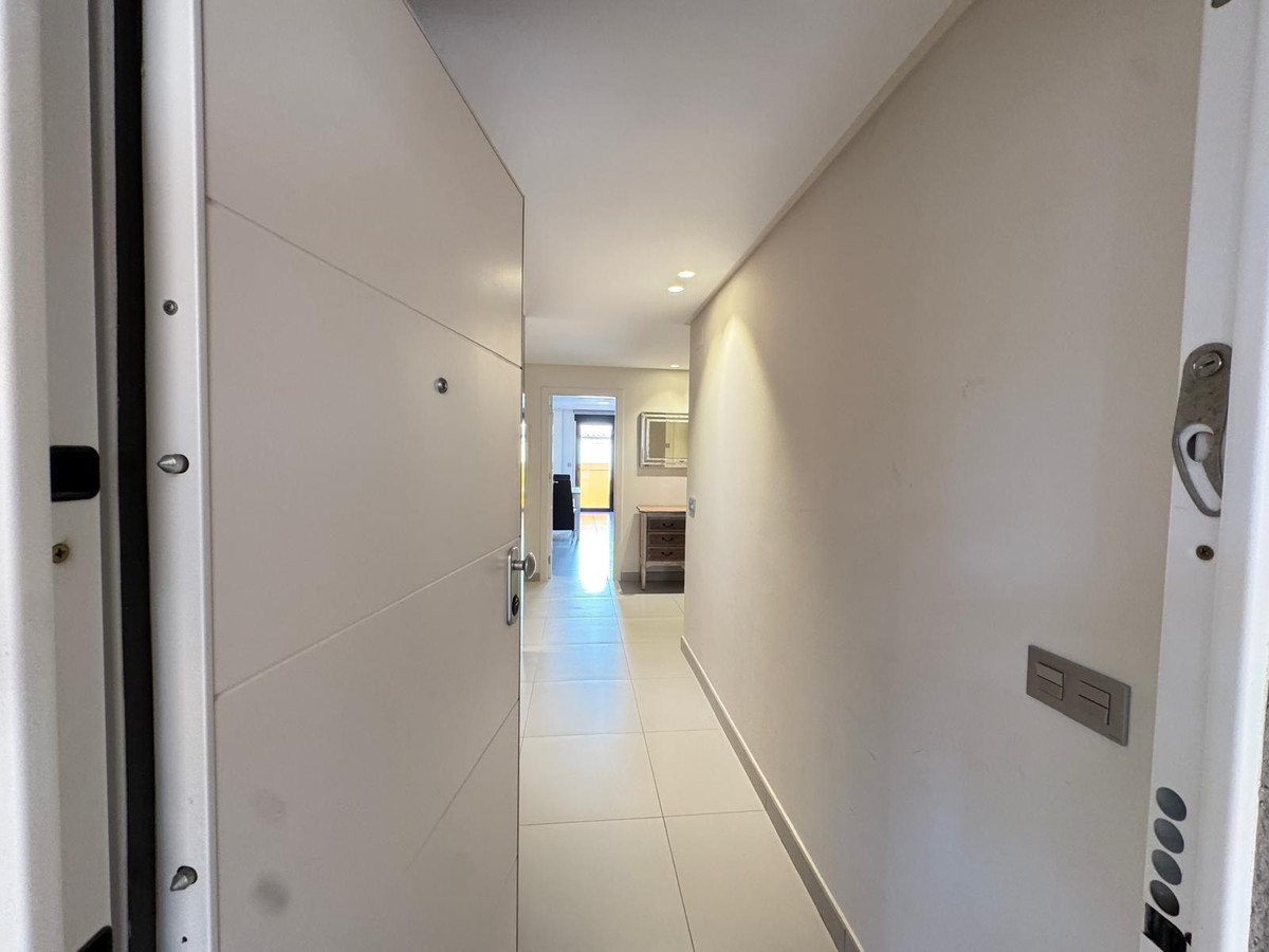 Se vende Apartamento Planta Media de 3 dormitorios en Costa Blanca, Alicante, España