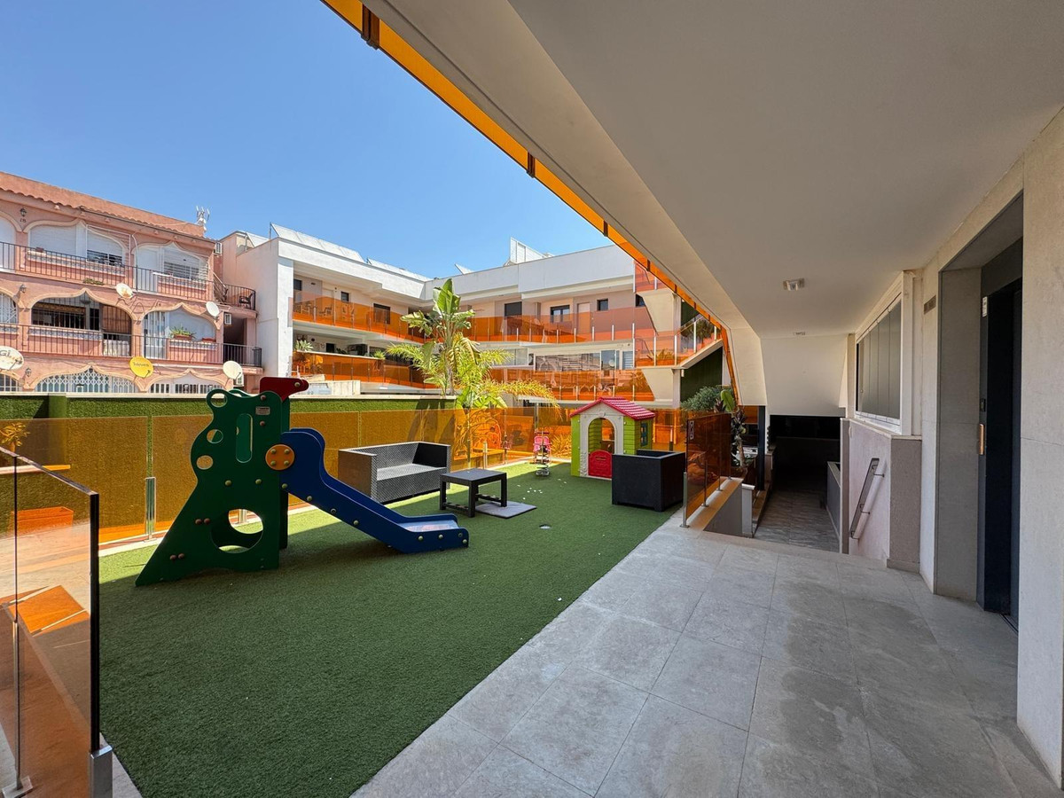 Se vende Apartamento Planta Media de 3 dormitorios en Costa Blanca, Alicante, España