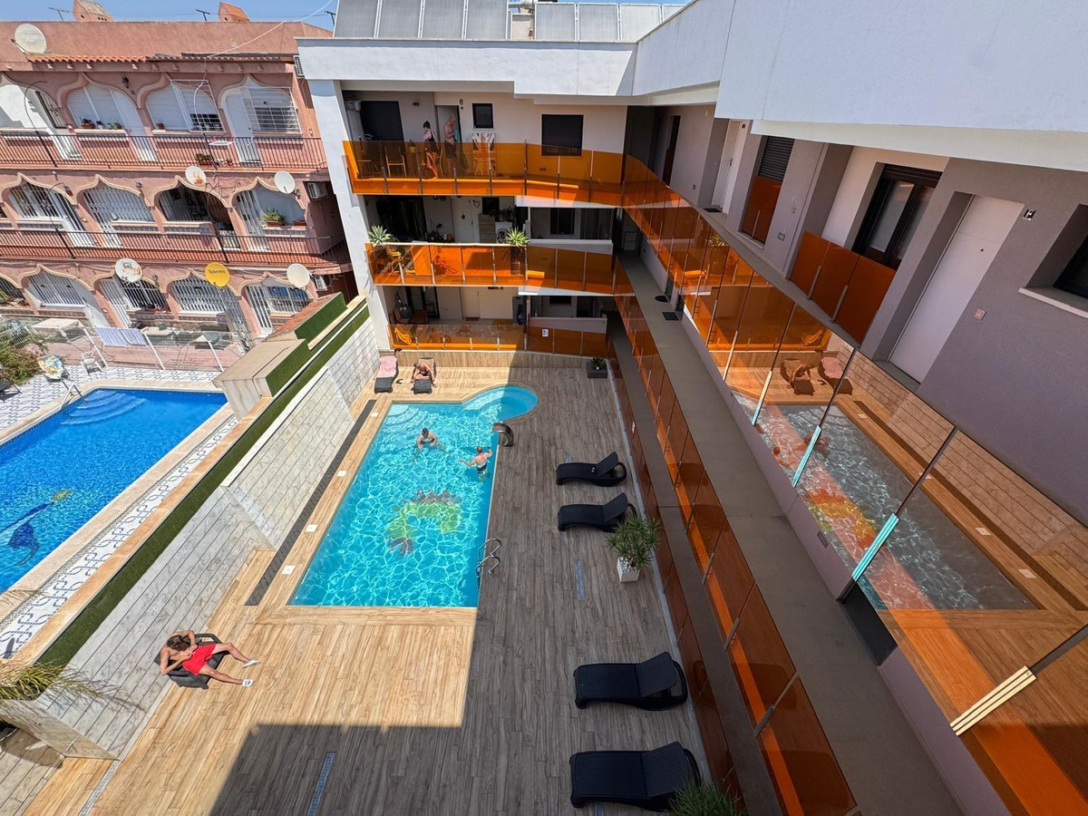 Se vende Apartamento Planta Media de 3 dormitorios en Costa Blanca, Alicante, España