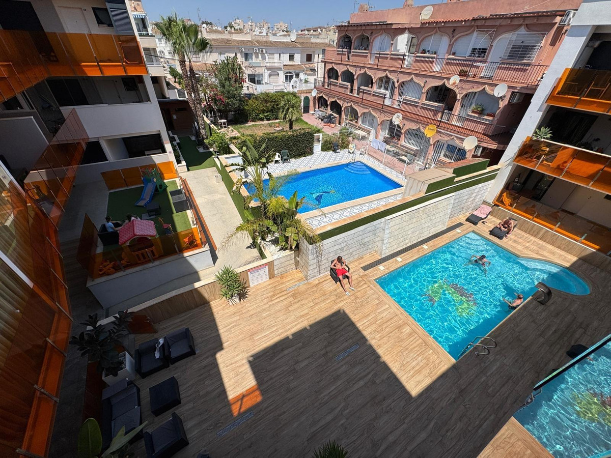 Se vende Apartamento Planta Media de 3 dormitorios en Costa Blanca, Alicante, España