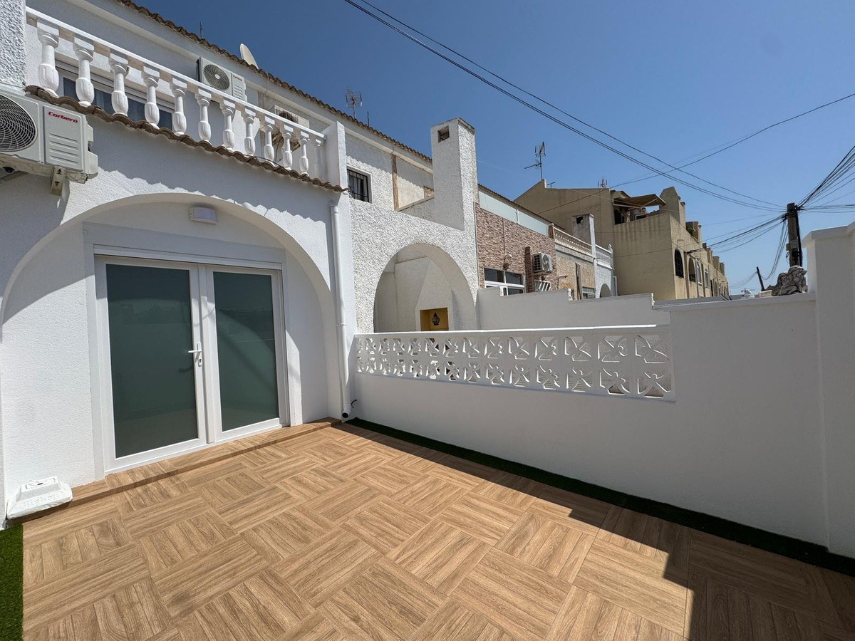 Se vende Bungalow de 3 dormitorios en Costa Blanca, Alicante, España