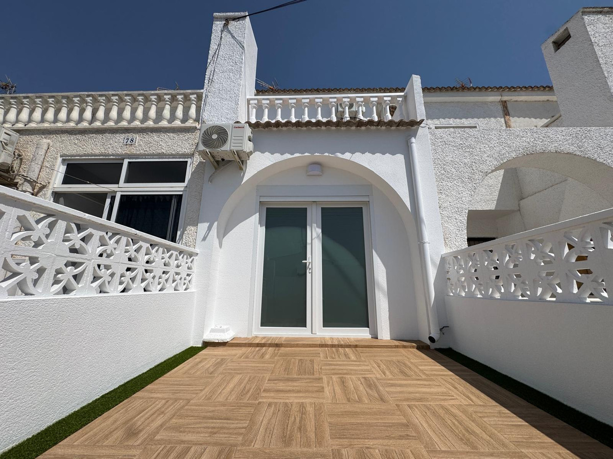 Se vende Bungalow de 3 dormitorios en Costa Blanca, Alicante, España