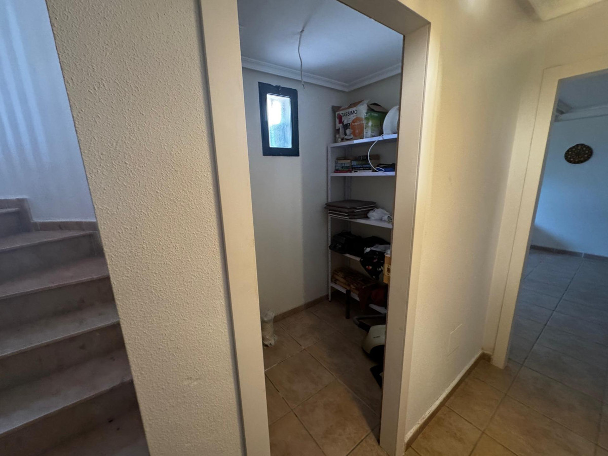 Se vende Bungalow de 4 dormitorios en Costa Blanca, Alicante, España