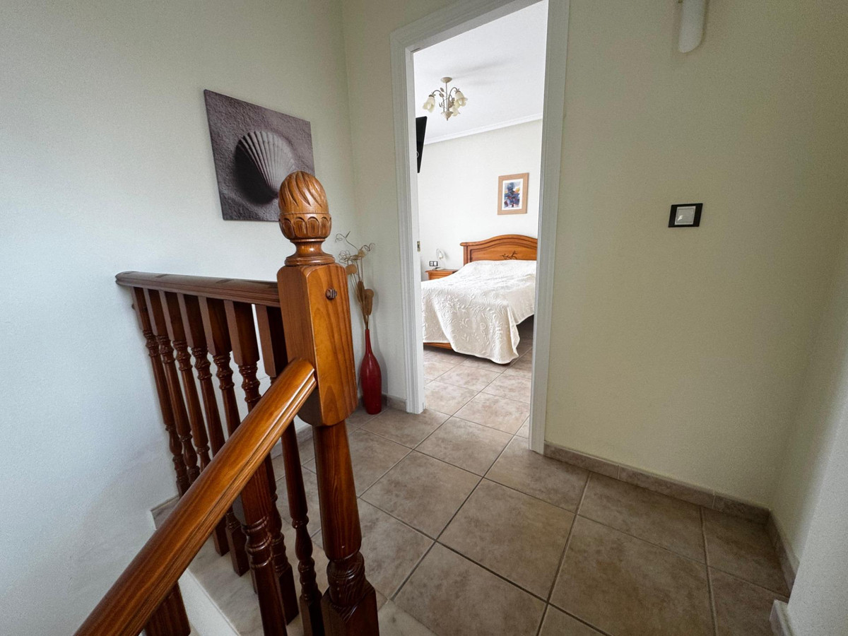 Se vende Bungalow de 4 dormitorios en Costa Blanca, Alicante, España