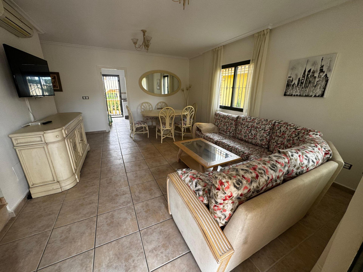 Se vende Bungalow de 4 dormitorios en Costa Blanca, Alicante, España